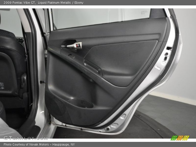 Door Panel of 2009 Vibe GT