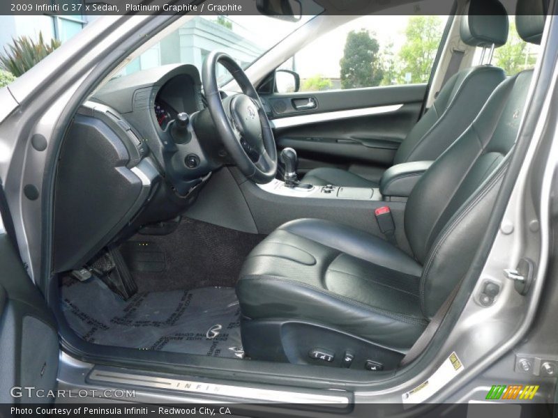  2009 G 37 x Sedan Graphite Interior