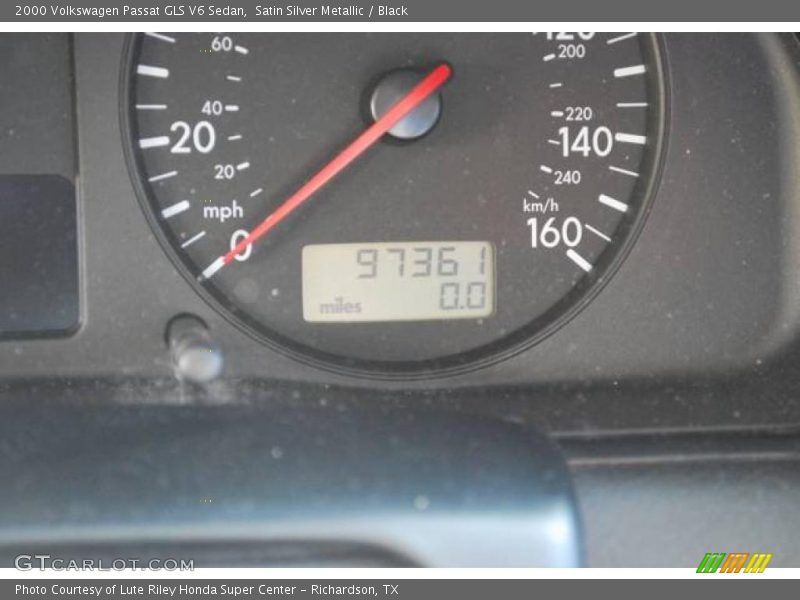 Satin Silver Metallic / Black 2000 Volkswagen Passat GLS V6 Sedan