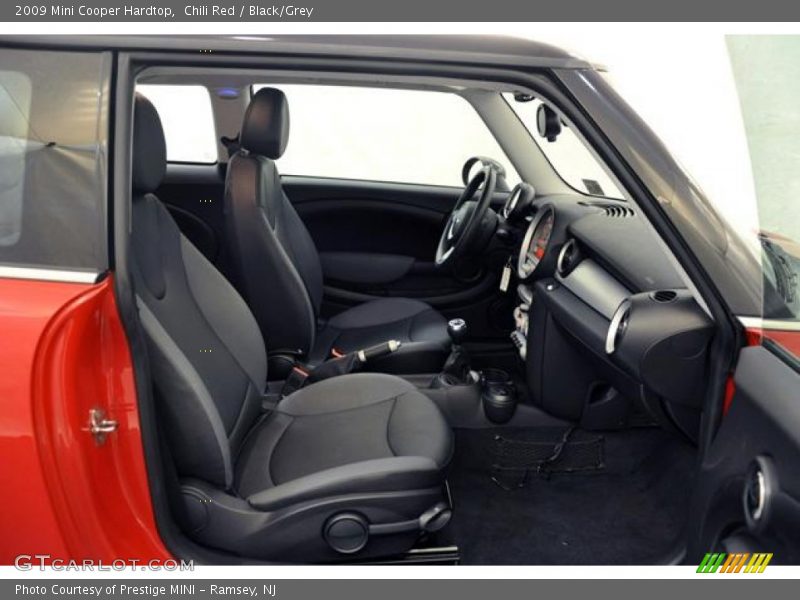 Chili Red / Black/Grey 2009 Mini Cooper Hardtop