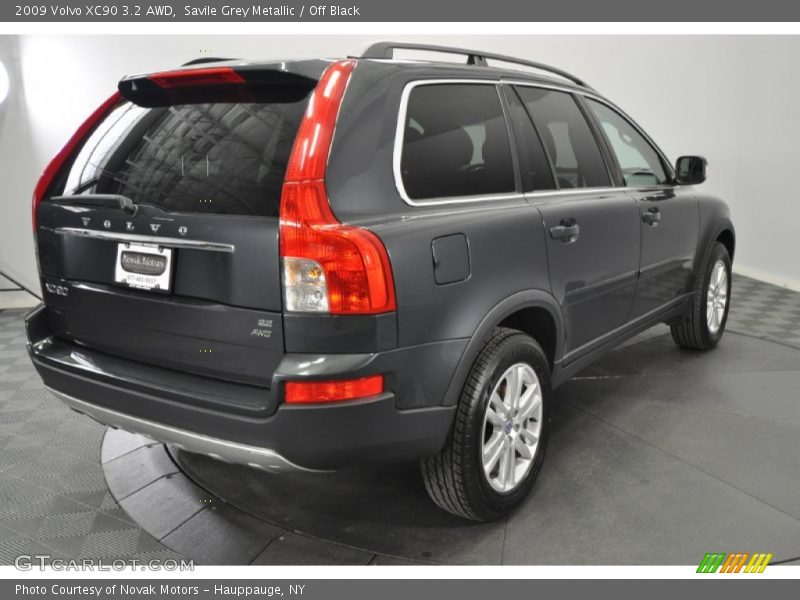 Savile Grey Metallic / Off Black 2009 Volvo XC90 3.2 AWD