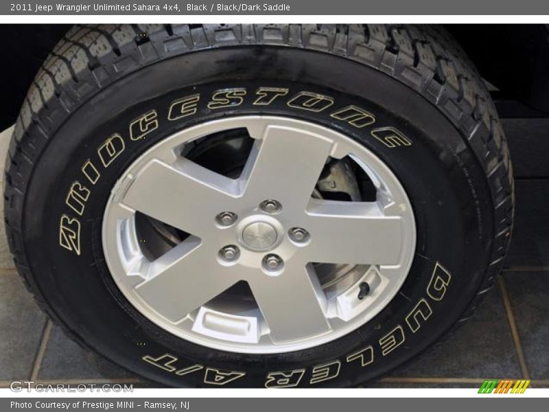 Black / Black/Dark Saddle 2011 Jeep Wrangler Unlimited Sahara 4x4