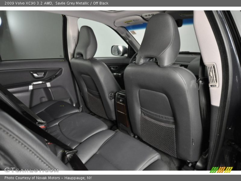 Savile Grey Metallic / Off Black 2009 Volvo XC90 3.2 AWD