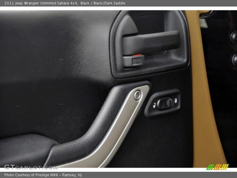 Black / Black/Dark Saddle 2011 Jeep Wrangler Unlimited Sahara 4x4