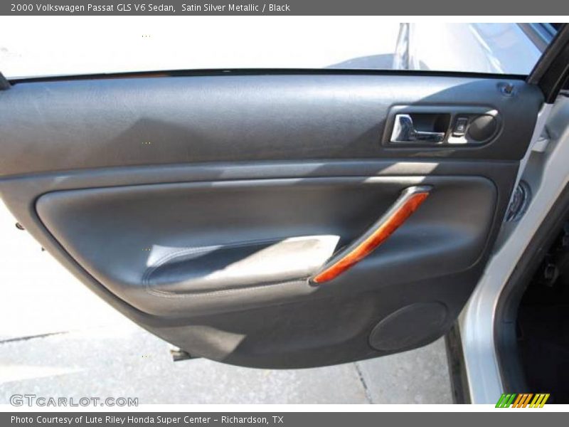 Satin Silver Metallic / Black 2000 Volkswagen Passat GLS V6 Sedan