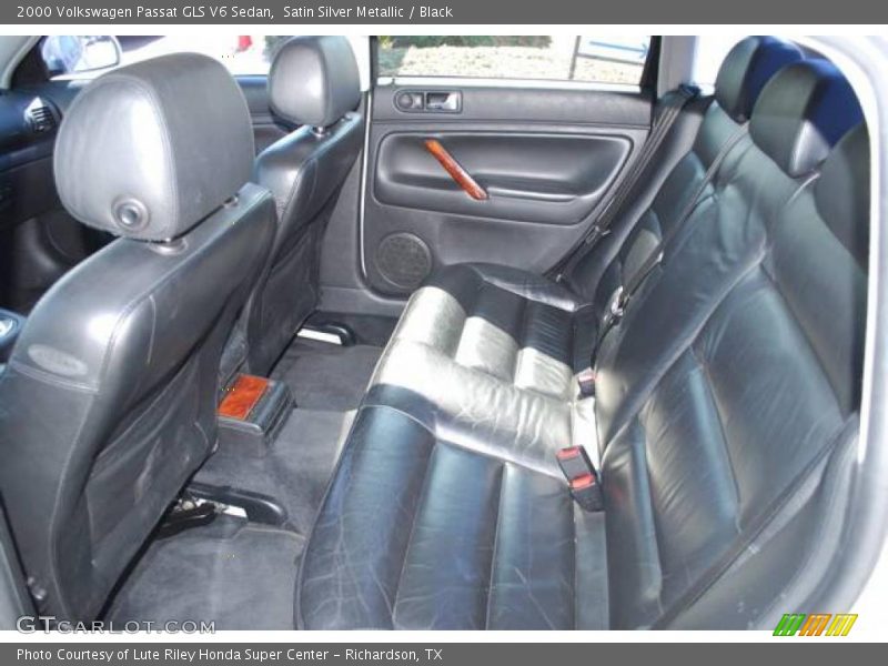 Satin Silver Metallic / Black 2000 Volkswagen Passat GLS V6 Sedan