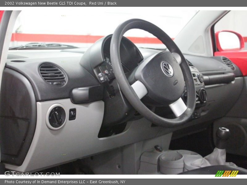Red Uni / Black 2002 Volkswagen New Beetle GLS TDI Coupe