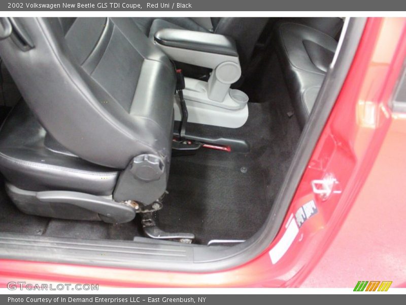 Red Uni / Black 2002 Volkswagen New Beetle GLS TDI Coupe