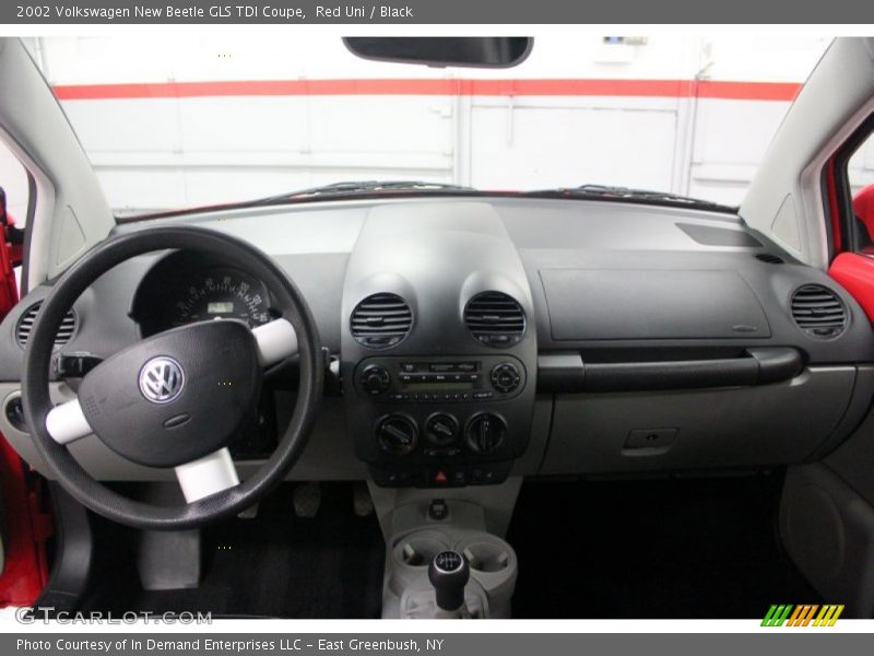 Red Uni / Black 2002 Volkswagen New Beetle GLS TDI Coupe