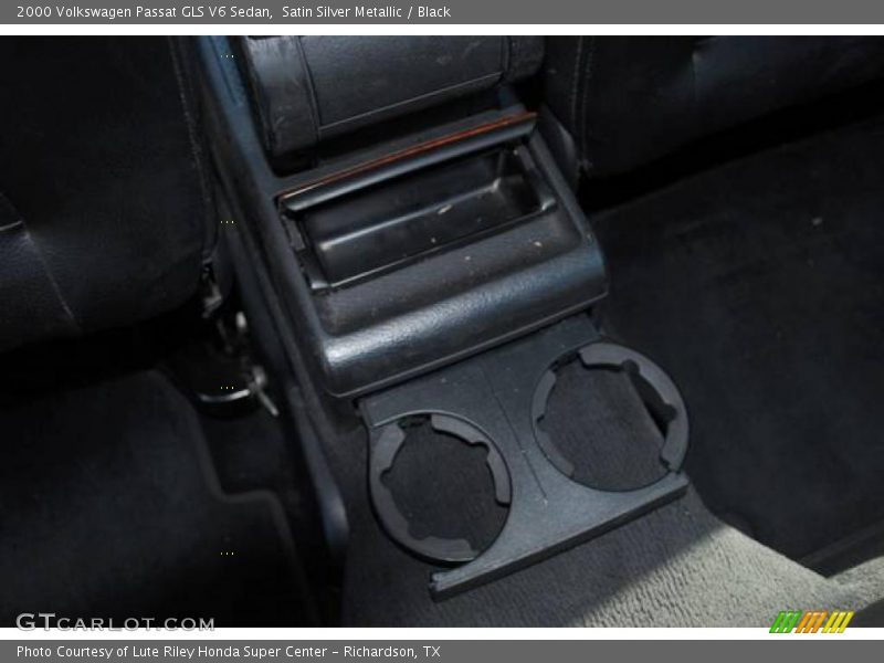 Satin Silver Metallic / Black 2000 Volkswagen Passat GLS V6 Sedan
