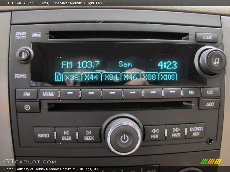 Pure Silver Metallic / Light Tan 2011 GMC Yukon SLT 4x4