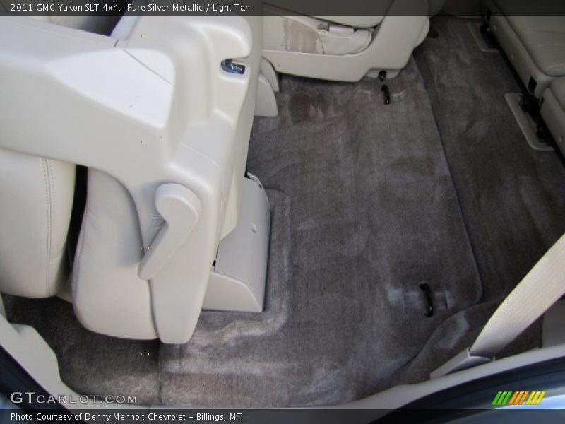 Pure Silver Metallic / Light Tan 2011 GMC Yukon SLT 4x4