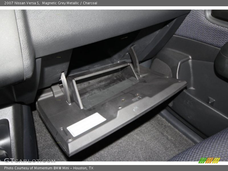 Magnetic Grey Metallic / Charcoal 2007 Nissan Versa S