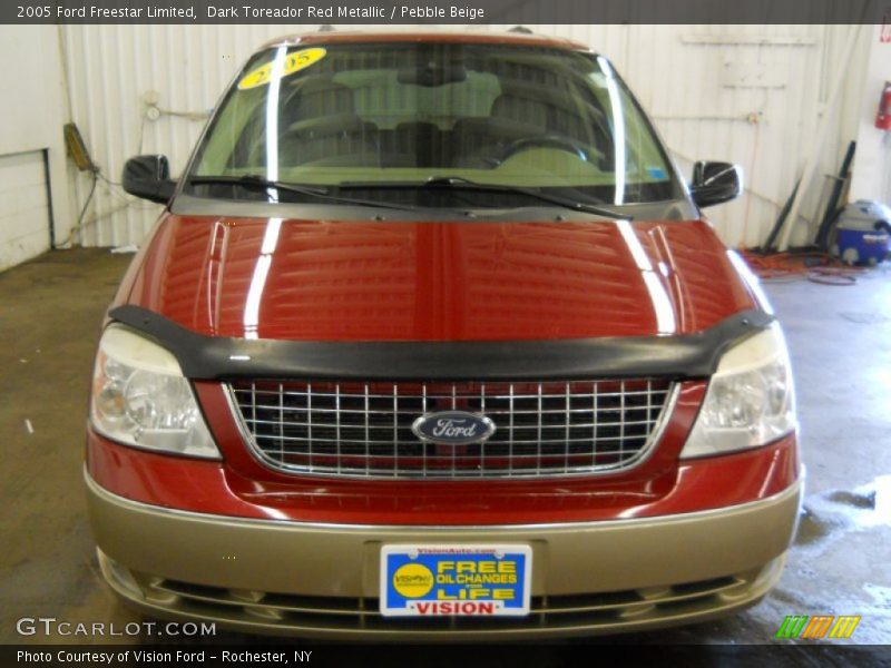 Dark Toreador Red Metallic / Pebble Beige 2005 Ford Freestar Limited