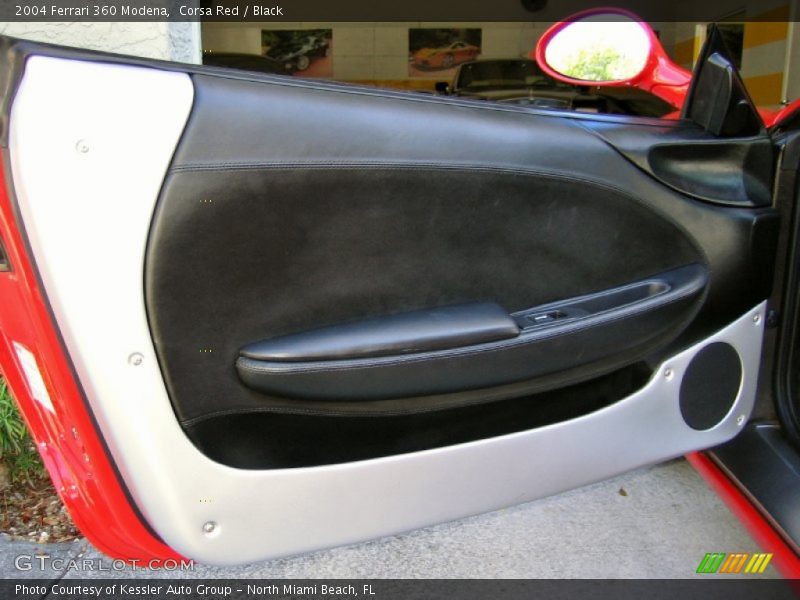 Door Panel of 2004 360 Modena