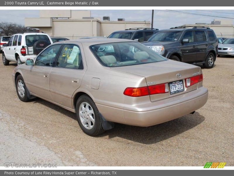 Cashmere Beige Metallic / Oak 2000 Toyota Camry LE