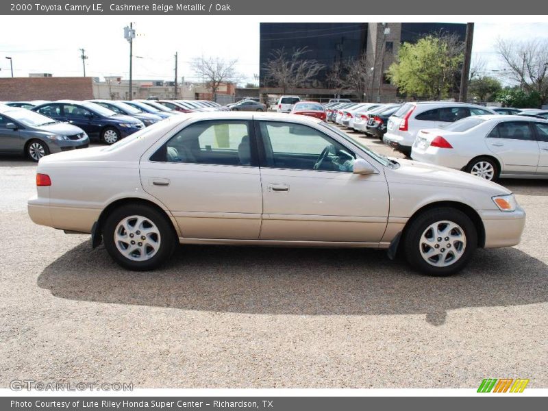 Cashmere Beige Metallic / Oak 2000 Toyota Camry LE