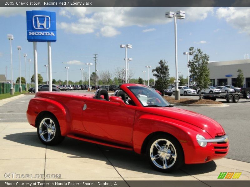Redline Red / Ebony Black 2005 Chevrolet SSR