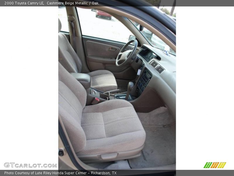 Cashmere Beige Metallic / Oak 2000 Toyota Camry LE