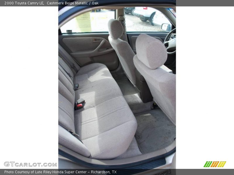 Cashmere Beige Metallic / Oak 2000 Toyota Camry LE