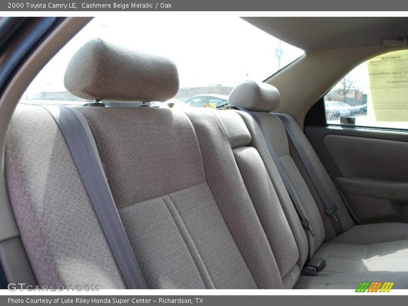 Cashmere Beige Metallic / Oak 2000 Toyota Camry LE