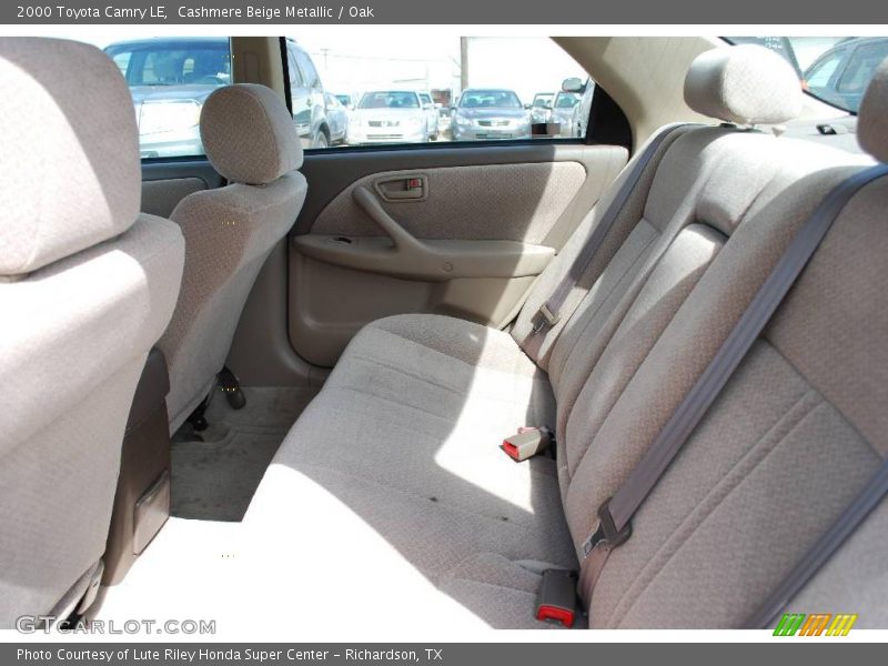 Cashmere Beige Metallic / Oak 2000 Toyota Camry LE