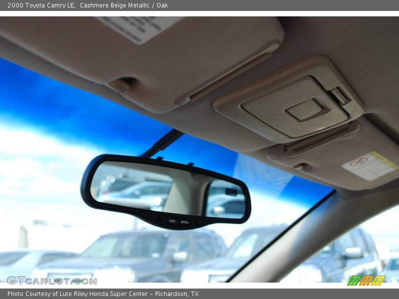 Cashmere Beige Metallic / Oak 2000 Toyota Camry LE