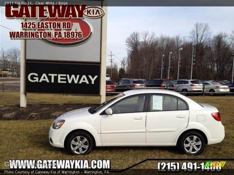 Clear White / Beige 2011 Kia Rio LX