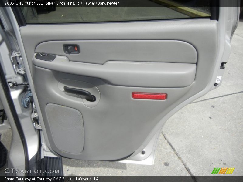 Silver Birch Metallic / Pewter/Dark Pewter 2005 GMC Yukon SLE