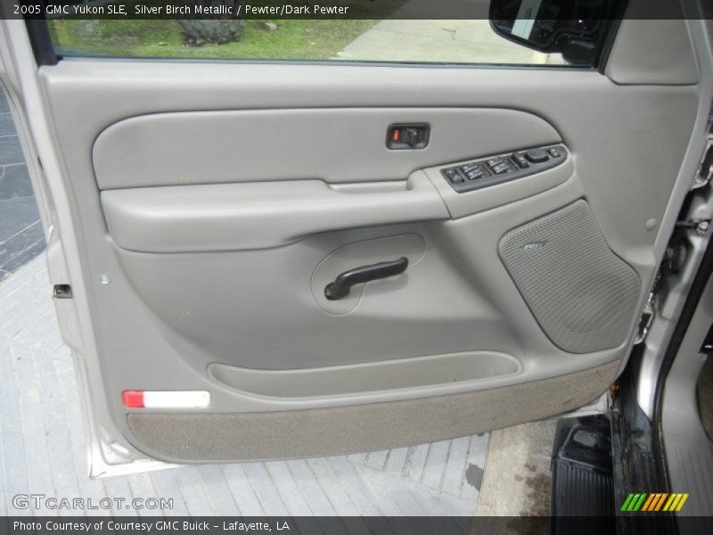 Silver Birch Metallic / Pewter/Dark Pewter 2005 GMC Yukon SLE