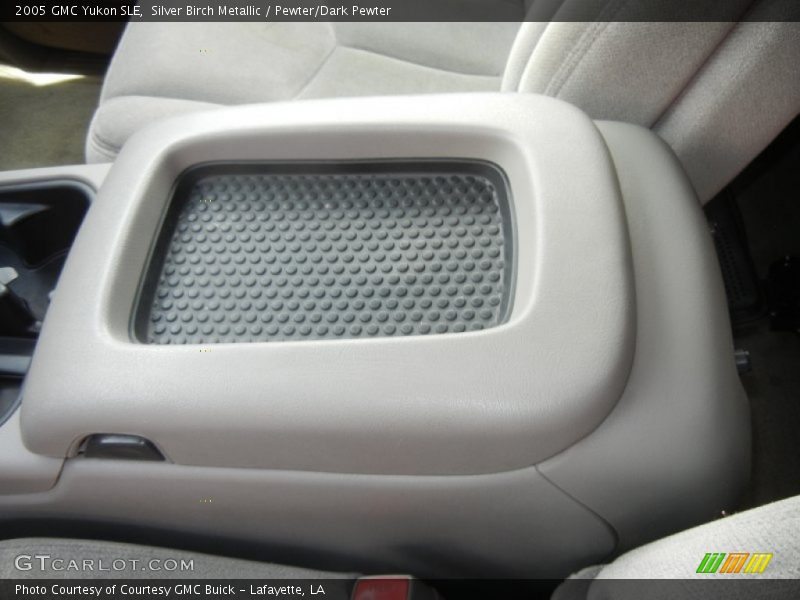 Silver Birch Metallic / Pewter/Dark Pewter 2005 GMC Yukon SLE