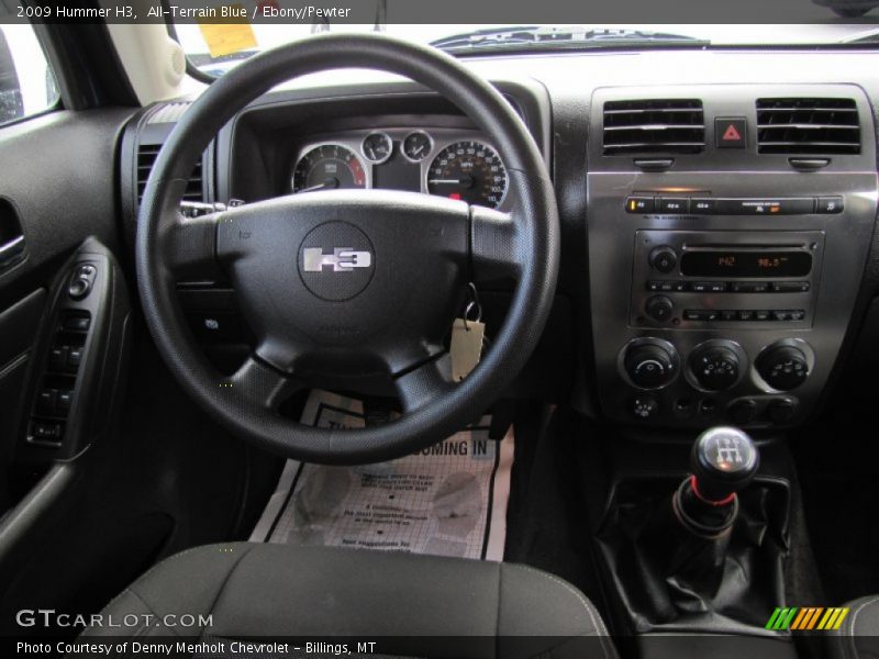Dashboard of 2009 H3 