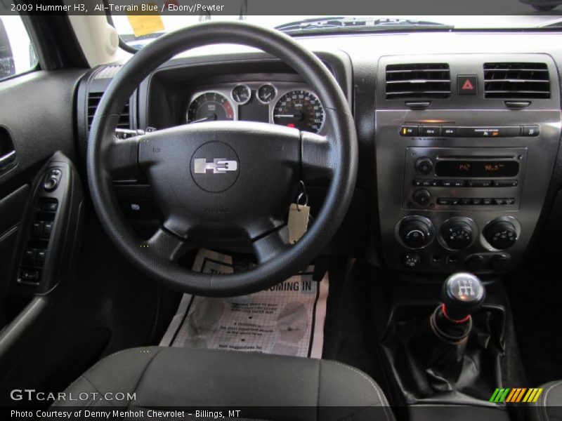 Dashboard of 2009 H3 