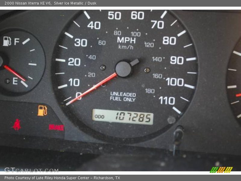 Silver Ice Metallic / Dusk 2000 Nissan Xterra XE V6