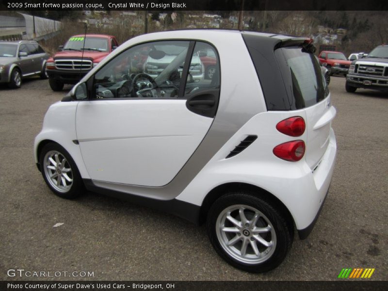 Crystal White / Design Black 2009 Smart fortwo passion coupe
