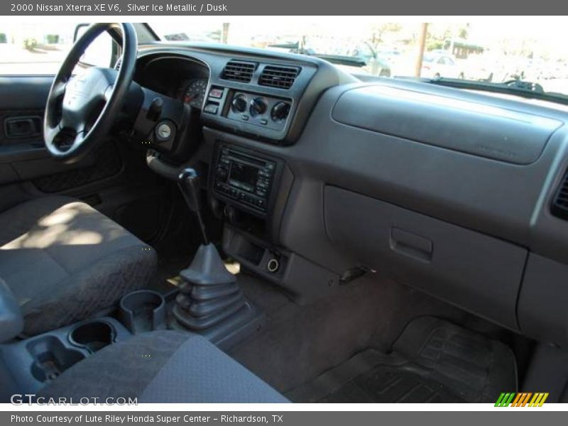 Silver Ice Metallic / Dusk 2000 Nissan Xterra XE V6