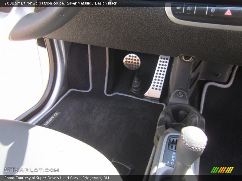 Silver Metallic / Design Black 2008 Smart fortwo passion coupe