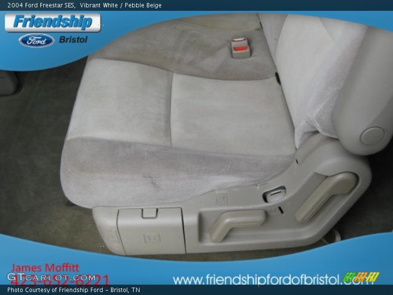 Vibrant White / Pebble Beige 2004 Ford Freestar SES