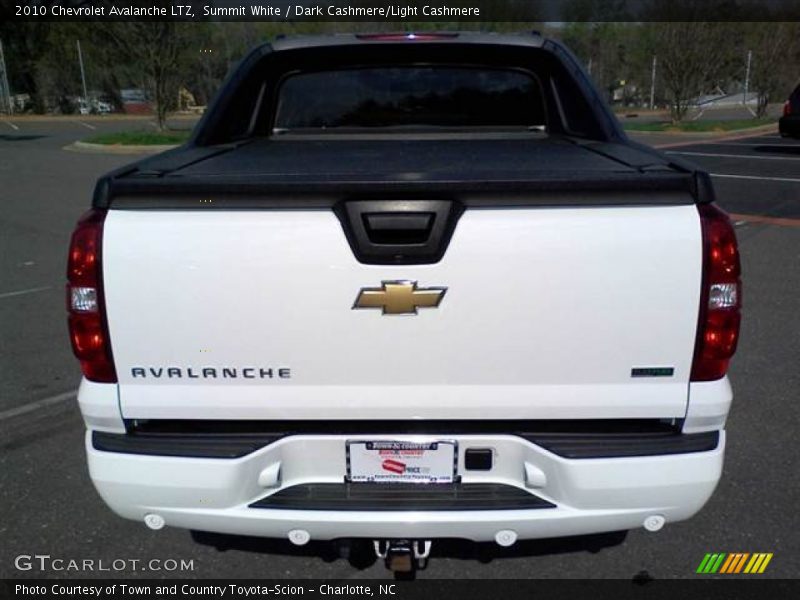 Summit White / Dark Cashmere/Light Cashmere 2010 Chevrolet Avalanche LTZ