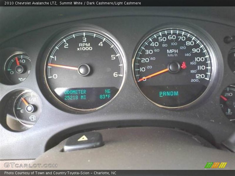 Summit White / Dark Cashmere/Light Cashmere 2010 Chevrolet Avalanche LTZ
