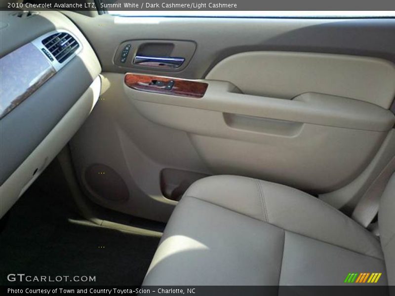 Summit White / Dark Cashmere/Light Cashmere 2010 Chevrolet Avalanche LTZ