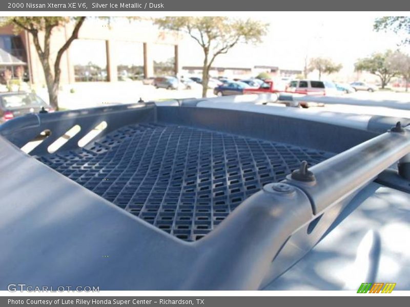 Silver Ice Metallic / Dusk 2000 Nissan Xterra XE V6