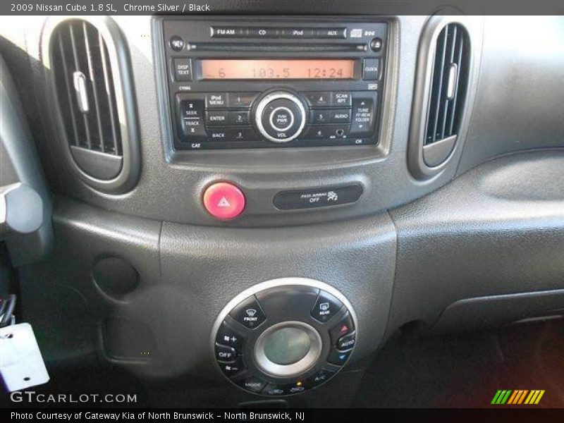 Chrome Silver / Black 2009 Nissan Cube 1.8 SL