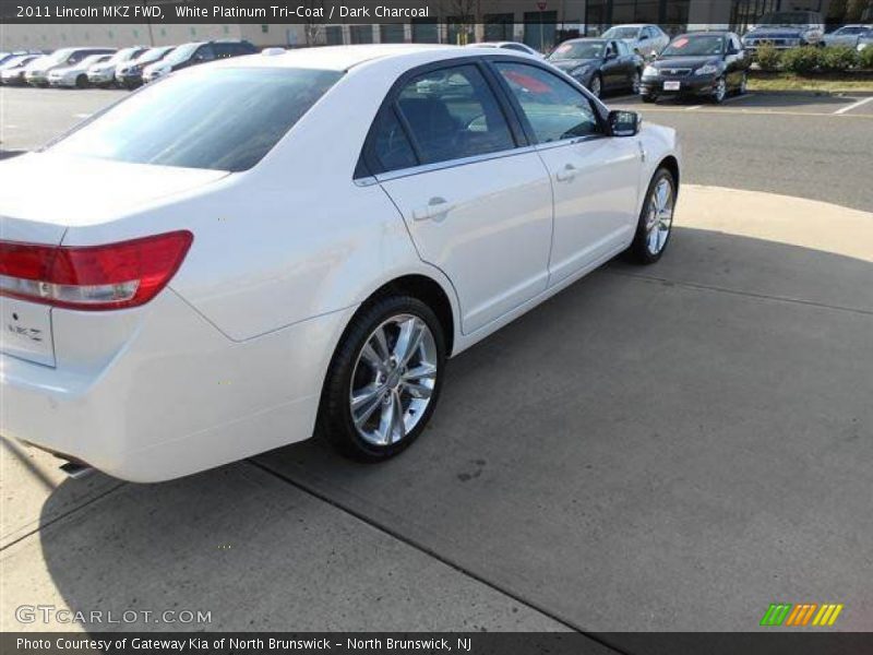 White Platinum Tri-Coat / Dark Charcoal 2011 Lincoln MKZ FWD