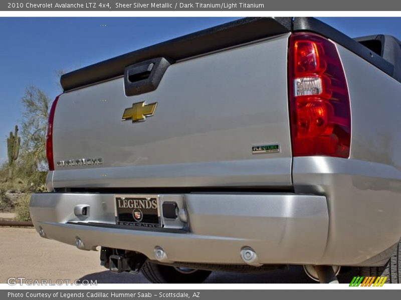 Sheer Silver Metallic / Dark Titanium/Light Titanium 2010 Chevrolet Avalanche LTZ 4x4