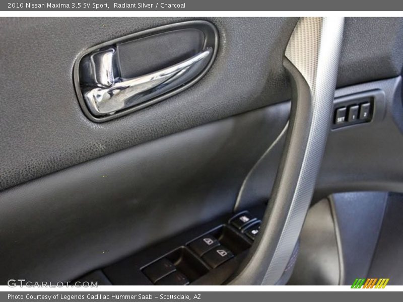 Controls of 2010 Maxima 3.5 SV Sport