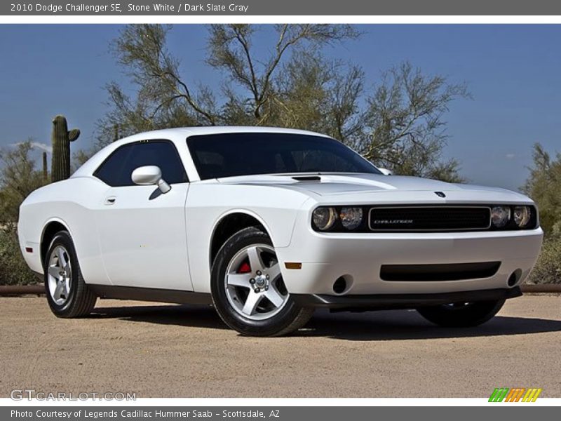 Stone White / Dark Slate Gray 2010 Dodge Challenger SE