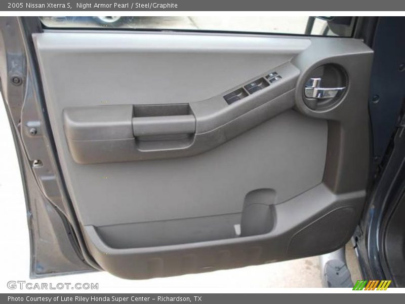 Night Armor Pearl / Steel/Graphite 2005 Nissan Xterra S