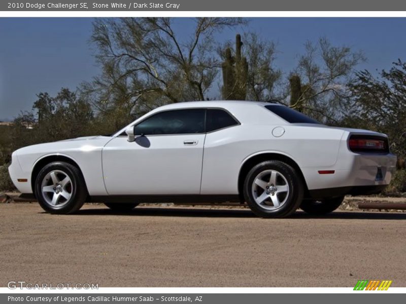 Stone White / Dark Slate Gray 2010 Dodge Challenger SE