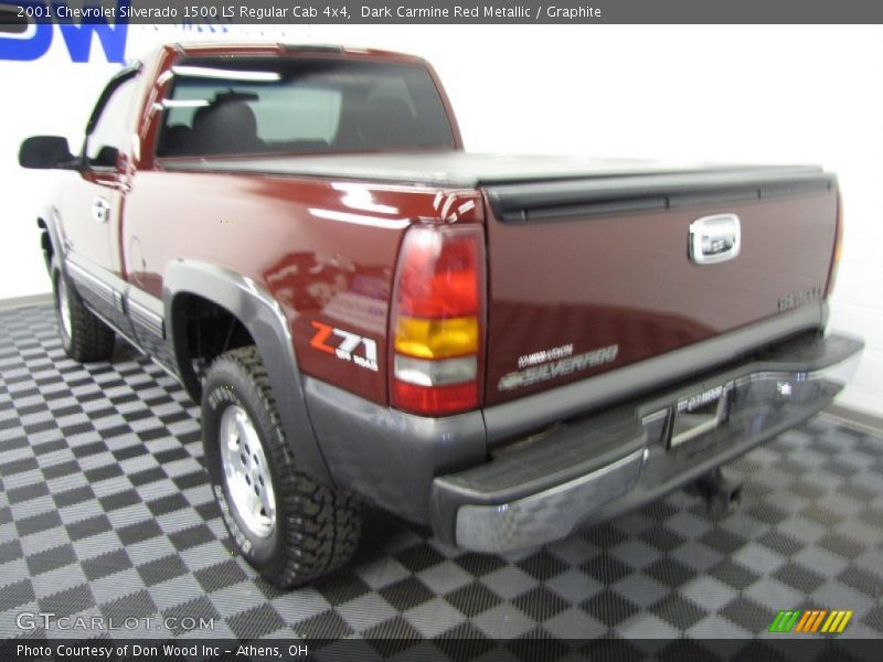 Dark Carmine Red Metallic / Graphite 2001 Chevrolet Silverado 1500 LS Regular Cab 4x4